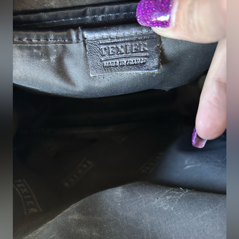 Texier Black Leather Mini Backpack with Sexy Gold Toggle - Picture 9 of 14